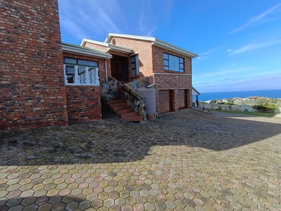 3 Bedroom Property for Sale in Dana Bay Western Cape